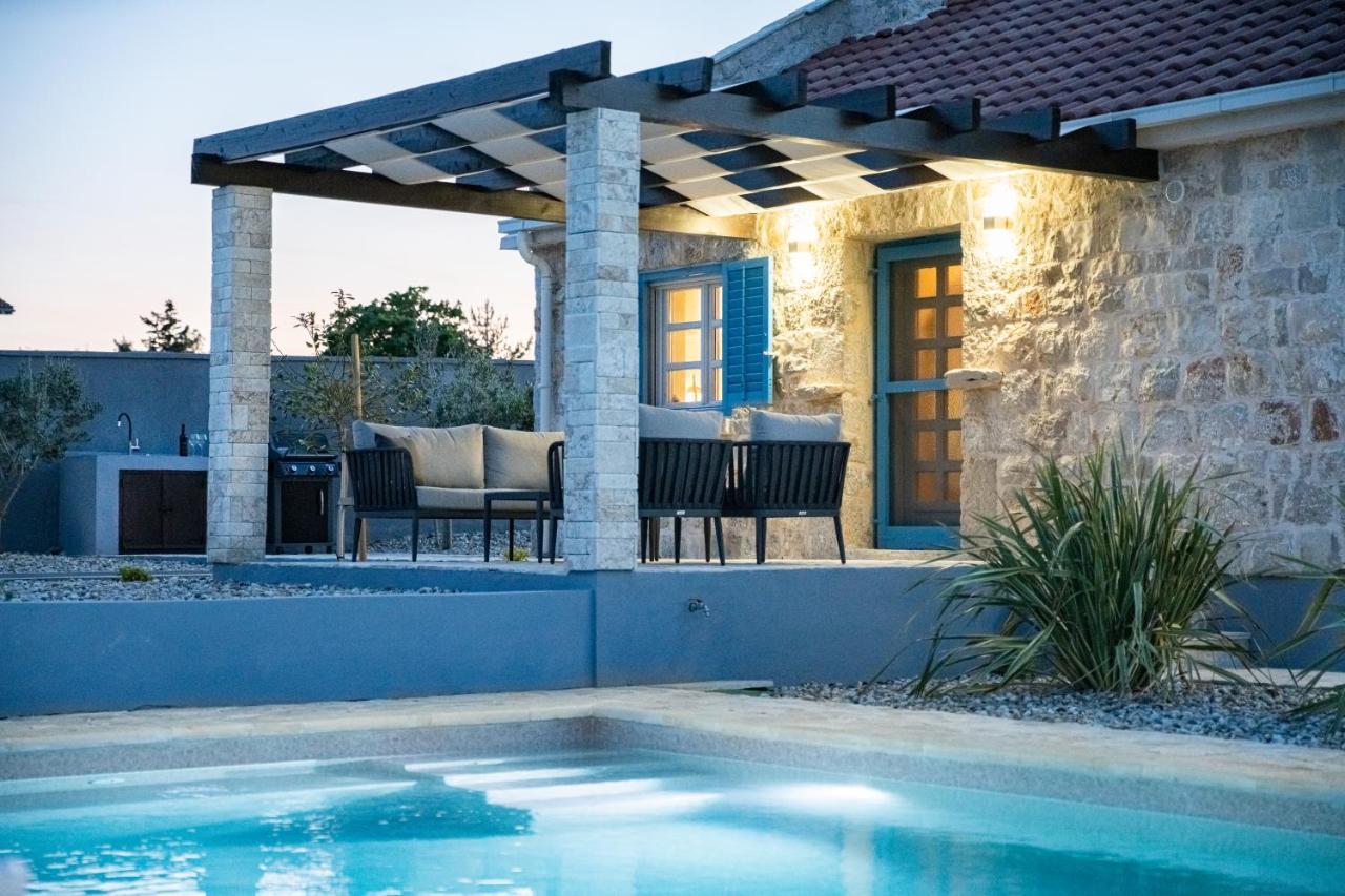 Stonehouse Milan Villa Ražanac Eksteriør bilde